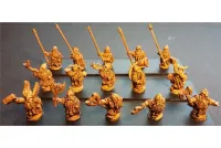 Dwarian Command Officers, Standards, and Musicians (15 figures)