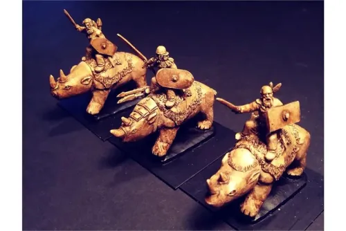 Barbarian Tramplers (3 figures)