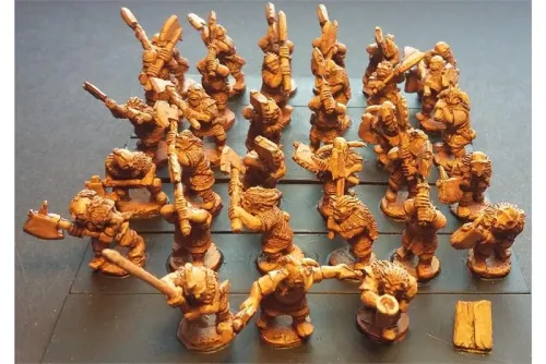 Orcian Double Handed Axemen (35 figures)